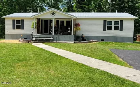 4887 The Lake Road Clintwood Va 24228, Clintwood, VA 24228