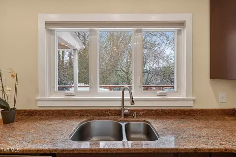 431 Arlington Avenue Bristol Va 24201, Bristol, VA 24201 photo 8