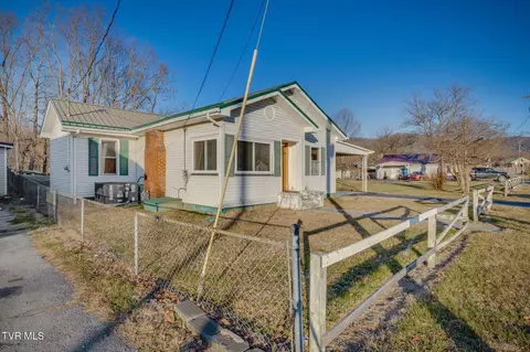 535 Washington Street Erwin Tn 37650, Erwin, TN 37650 photo 4