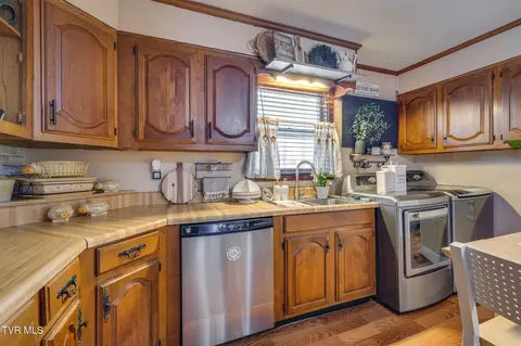 535 Washington Street Erwin Tn 37650, Erwin, TN 37650 photo 14