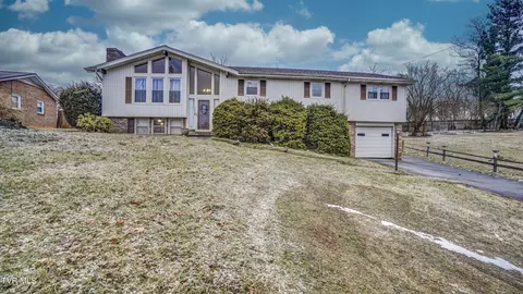 341 Belmont Drive Bristol Tn 37620, Bristol, TN 37620