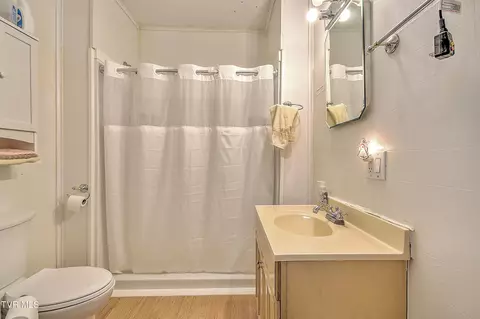 Bath - 1605 W Mary Street Bristol Va 24201, Bristol, VA 24201 photo 2 of 2