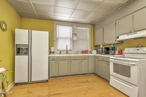 Kitchen - 1605 W Mary Street Bristol Va 24201, Bristol, VA 24201 photo 1 of 3