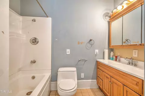 Bath - 1605 W Mary Street Bristol Va 24201, Bristol, VA 24201 photo 1 of 2