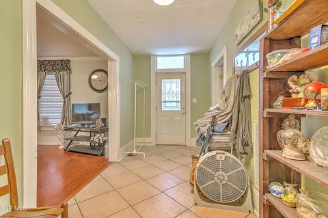 Entry Way - 1605 W Mary Street Bristol Va 24201, Bristol, VA 24201 photo 1 of 1