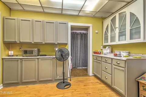 Kitchen - 1605 W Mary Street Bristol Va 24201, Bristol, VA 24201 photo 3 of 3
