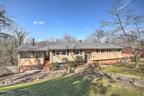 4534 Brookridge Drive Kingsport Tn 37664, Kingsport, TN 37664