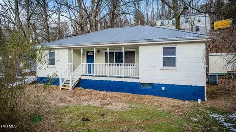 977 Kinsler Pvt Lane Kingsport Tn 37665, Kingsport, TN 37665