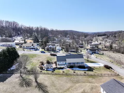 105 Maple Crest Greeneville Tn 37743, Greeneville, TN 37743