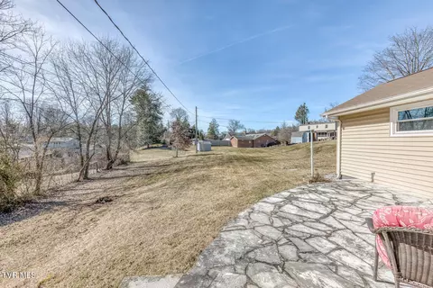 Exterior - 1140 Foxcroft Road Bristol Va 24201, Bristol, VA 24201 photo 5 of 12