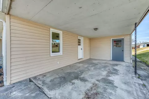 Exterior - 1140 Foxcroft Road Bristol Va 24201, Bristol, VA 24201 photo 11 of 12