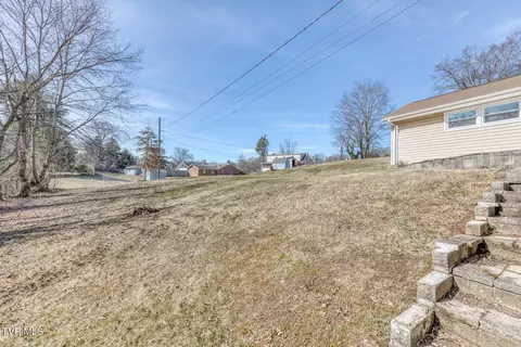 Exterior - 1140 Foxcroft Road Bristol Va 24201, Bristol, VA 24201 photo 6 of 12