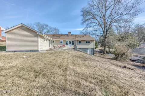 Exterior - 1140 Foxcroft Road Bristol Va 24201, Bristol, VA 24201 photo 7 of 12
