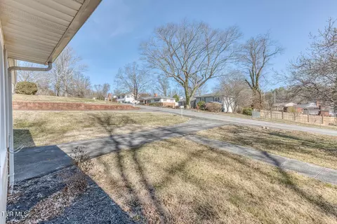 Exterior - 1140 Foxcroft Road Bristol Va 24201, Bristol, VA 24201 photo 2 of 12