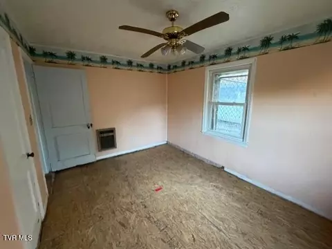 Bedroom - 1169 Valley Drive Bristol Va 24201, Bristol, VA 24201 photo 3 of 10