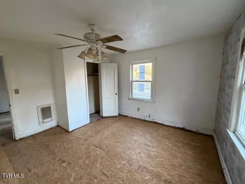 Bedroom - 1169 Valley Drive Bristol Va 24201, Bristol, VA 24201 photo 5 of 10