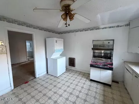 Other - 1169 Valley Drive Bristol Va 24201, Bristol, VA 24201 photo 3 of 6