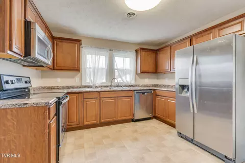 112 Morrow Lane Greeneville Tn 37745, Greeneville, TN 37745 photo 3