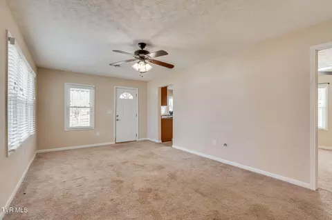112 Morrow Lane Greeneville Tn 37745, Greeneville, TN 37745 photo 2