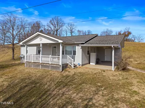 1370 Raven Hill Road Tazewell Tn 37879, Tazewell, TN 37879