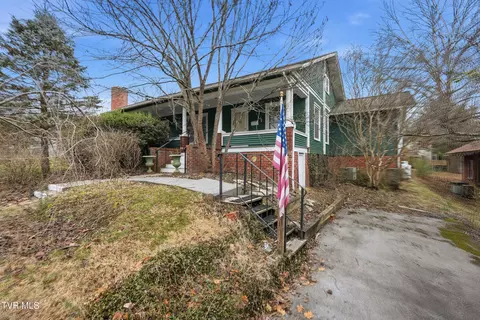 113 W 2nd Street Big Stone Gap Va 24219, Big Stone Gap, VA 24219