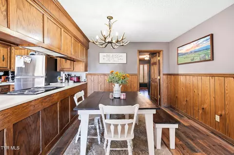 Dining - 251 Forbes Street Cedar Bluff Va 24609, Cedar Bluff, VA 24609 photo 1 of 3
