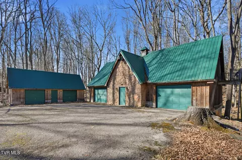 Exterior - 251 Forbes Street Cedar Bluff Va 24609, Cedar Bluff, VA 24609 photo 3 of 8