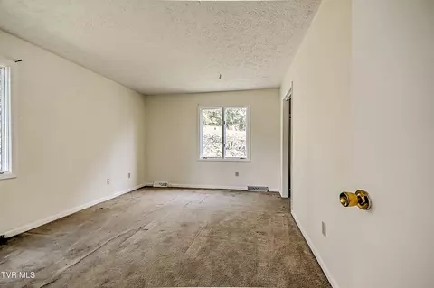 Bedroom - 211 Sunny Hill Court Fall Branch Tn 37656, Fall Branch, TN 37656 photo 1 of 10