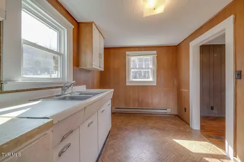 Kitchen - 270 Roberts Lane Erwin Tn 37650, Erwin, TN 37650 photo 6 of 6