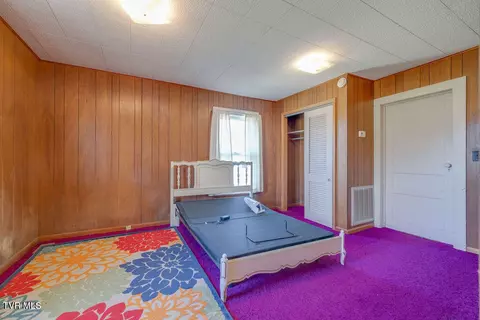 Bedroom - 270 Roberts Lane Erwin Tn 37650, Erwin, TN 37650 photo 3 of 8