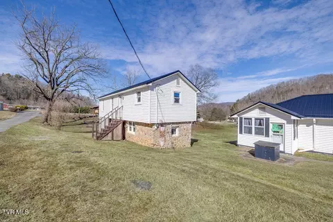 Exterior - 270 Roberts Lane Erwin Tn 37650, Erwin, TN 37650 photo 4 of 5