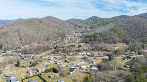 View/Area - 270 Roberts Lane Erwin Tn 37650, Erwin, TN 37650 photo 6 of 8