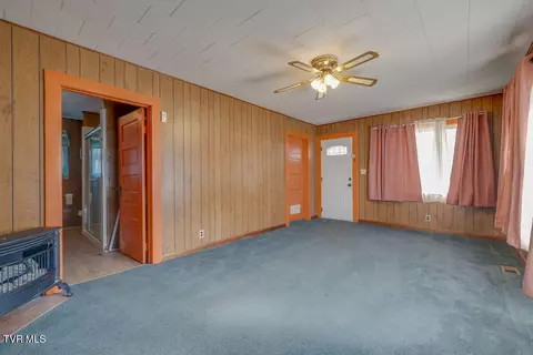 Living - 270 Roberts Lane Erwin Tn 37650, Erwin, TN 37650 photo 3 of 5