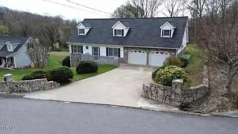 744 Stuffle Street Kingsport Tn 37660, Kingsport, TN 37660