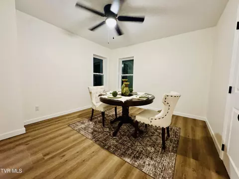 Dining - 610 Washington Street Erwin Tn 37650, Erwin, TN 37650 photo 1 of 2