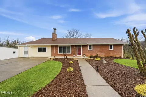 121 Chateaugay Road Kingsport Tn 37660, Kingsport, TN 37660