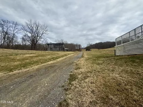 Exterior - 219 Ridge Road Eidson Tn 37731, Eidson, TN 37731 photo 5 of 26
