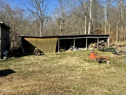 Exterior - 219 Ridge Road Eidson Tn 37731, Eidson, TN 37731 photo 11 of 26
