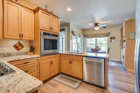 Kitchen - 399 Carson Creek Road Limestone Tn 37681, Limestone, TN 37681 photo 4 of 8