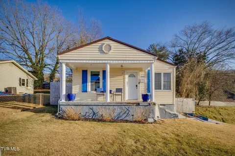 2440 Broad Street Bristol Tn 37620, Bristol, TN 37620