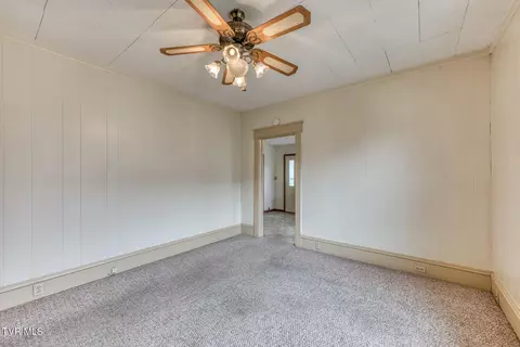 Living - 708 N Main Avenue Erwin Tn 37650, Erwin, TN 37650 photo 3 of 4