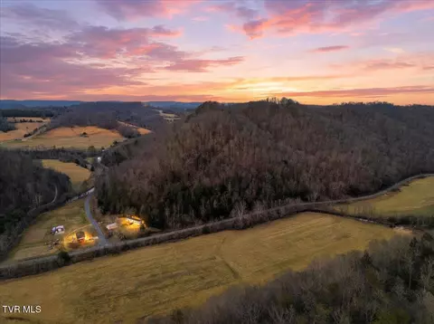 118 Providence Road Thorn Hill Tn 37881, Thorn Hill, TN 37881