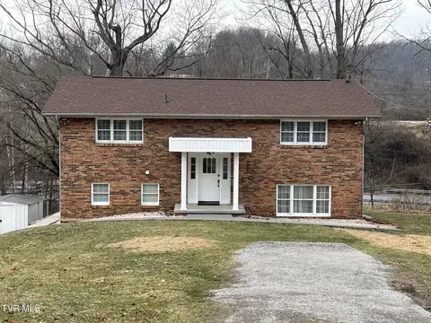 218 NE North Street Coeburn Va 24230, Coeburn, VA 24230