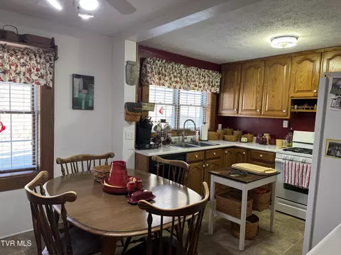Kitchen - 9629 Meade Fork Road Pound Va 24279, Pound, VA 24279 photo 1 of 3