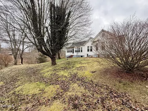 Exterior - 720 E Front Street Coeburn Va 24230, Coeburn, VA 24230 photo 2 of 19