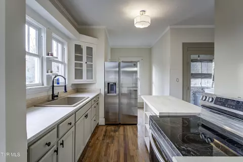 Kitchen - 1027 N Elm Avenue Erwin Tn 37650, Erwin, TN 37650 photo 1 of 5