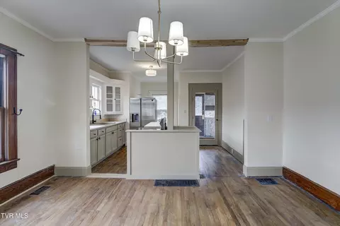 Dining - 1027 N Elm Avenue Erwin Tn 37650, Erwin, TN 37650 photo 1 of 3