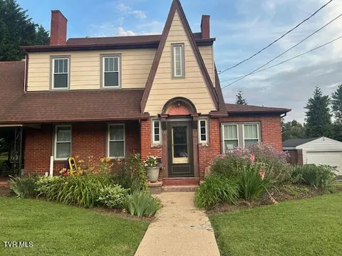 Exterior - 722 Lawrence Avenue Bristol Va 24201, Bristol, VA 24201 photo 12 of 23