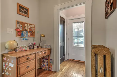 Entry Way - 722 Lawrence Avenue Bristol Va 24201, Bristol, VA 24201 photo 1 of 1