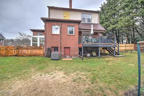 Exterior - 722 Lawrence Avenue Bristol Va 24201, Bristol, VA 24201 photo 5 of 23